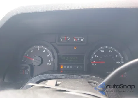 2011 Ford E-350 Super Duty Commercial из США, поврежденный, VIN 1FDSS3ES6BDA24003